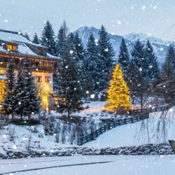 Lichtkonzepte Weihnachtsbeleuchtung Winterbeleuchtung MK-Illumination Schlosshotel aROSA Kitzbuehel Tirol