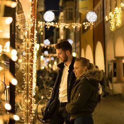 Lichtkonzepte Weihnachtsbeleuchtung Winterbeleuchtung MK-Illumination Bozen Italien